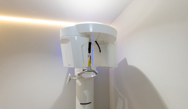 歯科用CTによる三次元診断装置