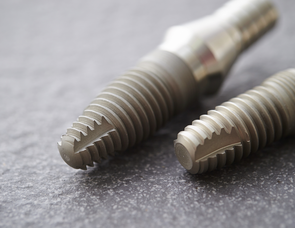 インプラント体のクローズアップ